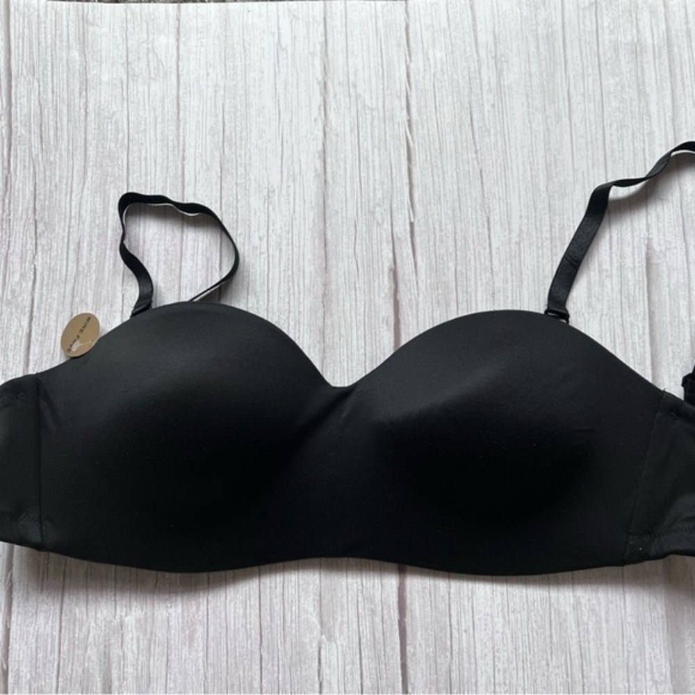 WACOAL
Women's Staying Power Wireless Strapless Bra 854372